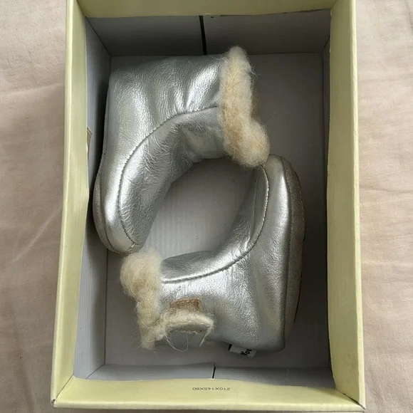 Petit nord Copenhagen fur leather boots for the baby - Picture 6 of 6